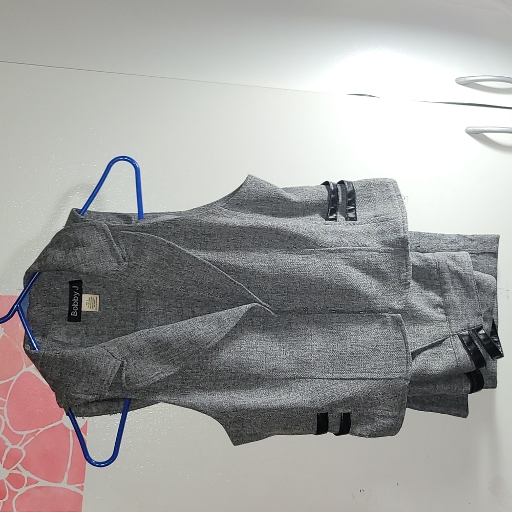 Bobby J vest and pant set.Size small nice soft light Grey Chevron detail